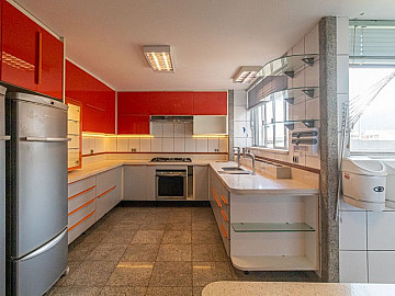 Cobertura 425m�, 4 su�tes Copacabana